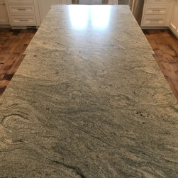 2520 Pascoli Pl. - Products