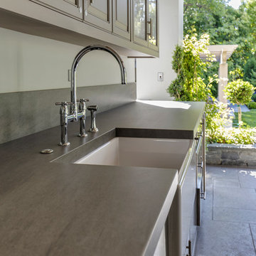 Outdoor Kitchen