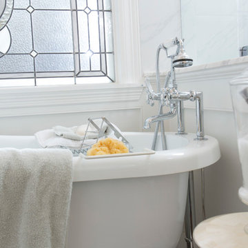 03 - Traditional Ranch Remodel Master Bathroom Soaking Tub