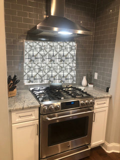 patterned backsplash tile with Silestone Ariel countertops