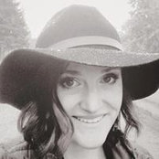 Angela McArdle's photo