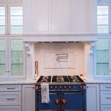 Traditional White Kitchen with Retro Stove and Beverage Center