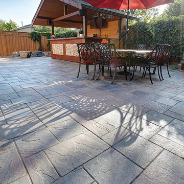 Pool Sides with Textured Interlocking Pavers