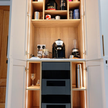 The Bilton Kitchen II - Hanby - RRP £38,000 - Luxe Price £32,300
