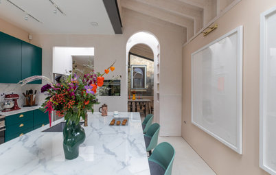Houzz Tour: A Period House is Reimagined with a Central Courtyard