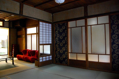 Inspiration for an asian family room in Kyoto.