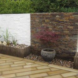 Courtyard Garden - Paving, Stones & Walling