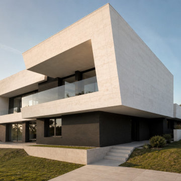 Vivienda Unifamiliar con piscina