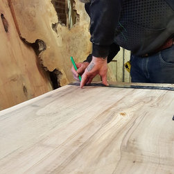 bespoke live-edge Walnut 8-seater dining table - Dining Tables