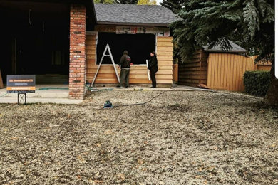 Exterior home idea in Vancouver