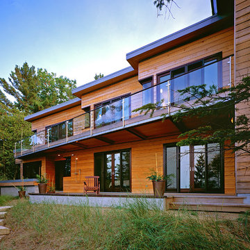 Symphonic House
