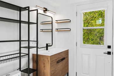 Inspiration for a modern home design remodel in Orange County