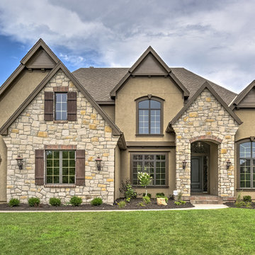 16321 Larsen Street Overland Park - $669,000