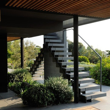 Villa V