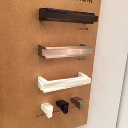 Accessories - Cabinet knobs - Pulls - Cabinet And Drawer Handle Pulls