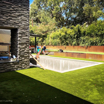 Pools with LawnPop artificial turf