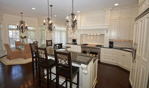 matching kitchen and dining room light fixtures