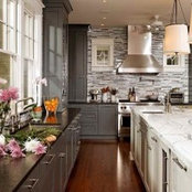 Foto di Modern Kitchens and Baths