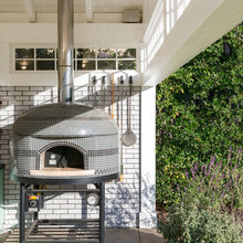 Pizza oven