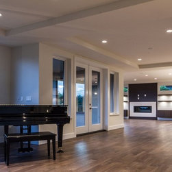 4259 Highland Boulevard - Products