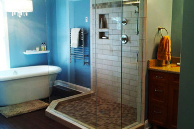Example of a classic bathroom design in Other