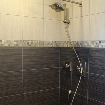Modern guest bath