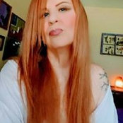 Naya Lees foto