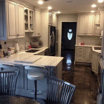 Monochromatic Classic Kitchen