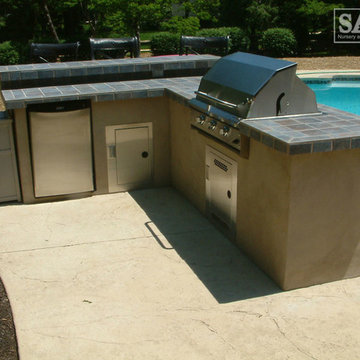 Outdoor Kitchens and Fireplaces