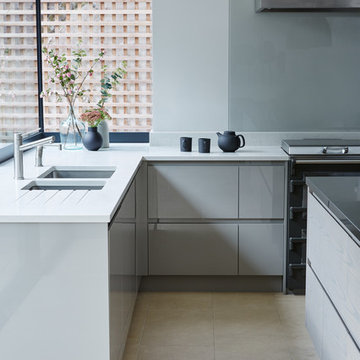 Tranquillity kitchen by Mowlem & Co