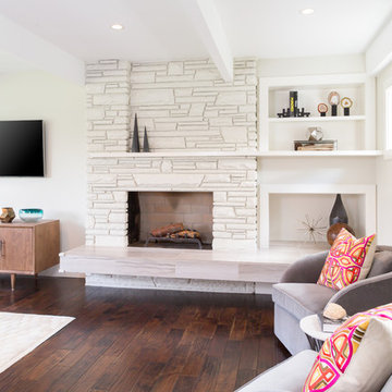 Yarrow Point: Modern Great Room