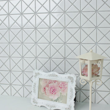 2'' Triangular single color porcelain mosaic tile, white wall backsplash