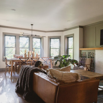 My Houzz: Couple Put a Personal Stamp on Their Chicago Condo