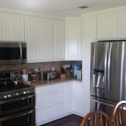 White Kitchen - Kitchen Cabinetry