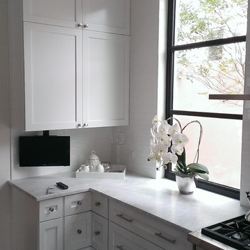 KITCHEN - Backsplash - White Subway