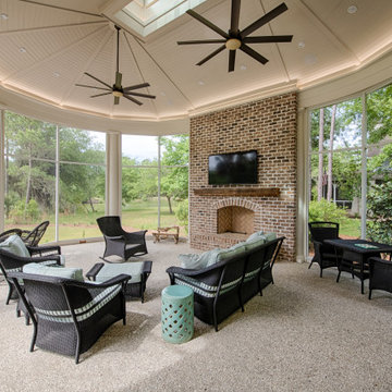 Circular Screened Porch