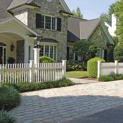 Chestnut Hill Fence with Radius Section - Home Fencing And Gates