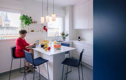 Houzz Tour: A Colourful Flat Perfectly Tailored to its Owner