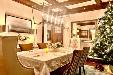 Example of a transitional dining room design in Montreal