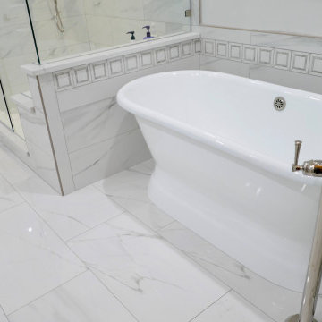 Wolf Bend Master Bathroom