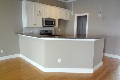 Kitchen photo in Dallas