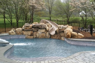 Design ideas for a swimming pool in New York.
