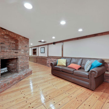 17 Stonepost Road, Glastonbury, CT 06033