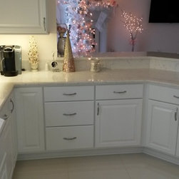 Bertch Kitchen+ Cabinetry - Royale Door Style - Kitchen Cabinetry
