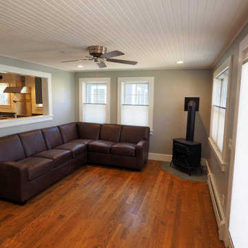 Lakeside Neighborhood Duplex - Den
