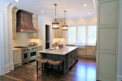 Inspiration for a timeless kitchen remodel in Charlotte