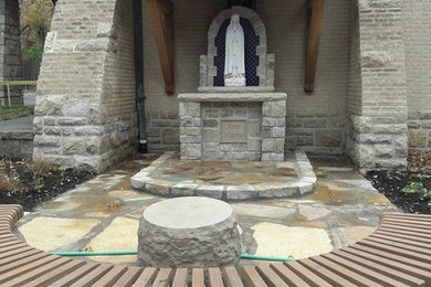 Inspiration for a modern porch remodel in Kansas City