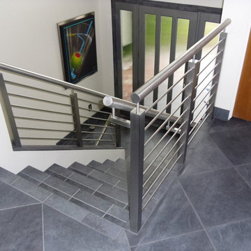 Avila: Modern Ornamental Railing