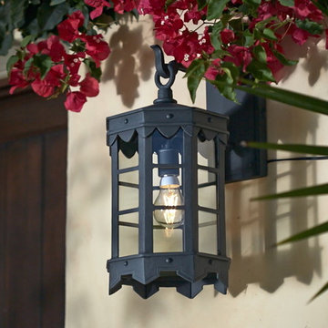 De La Guerra Lantern
