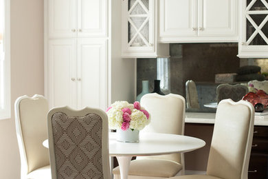 Example of a classic kitchen design in San Francisco